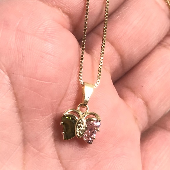 18k Gold Filled Butterfly 🦋 CZ Necklace - Picture 6 of 6